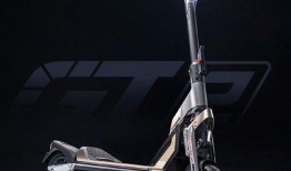 九号滑板车最新爆料视频,揭秘最新爆料视频中的黑科技与亮点”