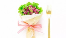 男朋友送的第一束鲜花娱乐吃瓜酱,男友送首束鲜花，揭秘甜蜜背后的吃瓜酱之谜